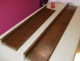 estantería de 1’42 metros de madera marrón