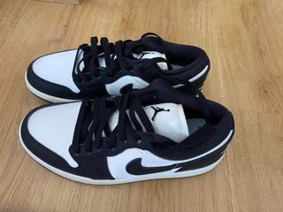 Zapatillas “Jordan Negras y Blancas”