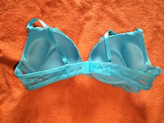 Sujetador push up azul con encaje