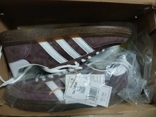 Zapatillas Adidas Marrones y Blancas Talla 40