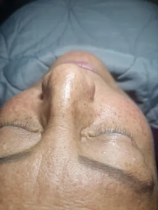 Pestañas pelo a pelo