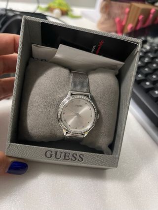 Reloj Guess Plateado