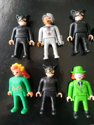 Playmobil DC Heroes Huevos Kinder