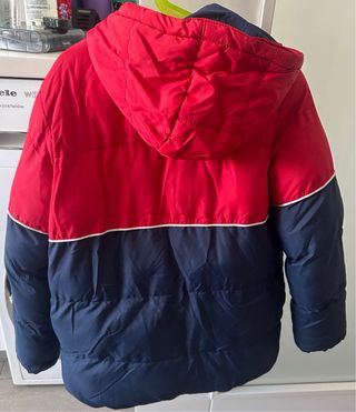 Plumas niño azul y rojo