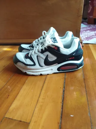 Nike Air Max Command Scarpe Sportive
