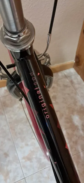 Bicicleta infantil BTWIN rosa y negra