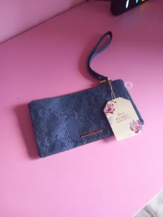 Cartera Sfera azul con etiqueta
