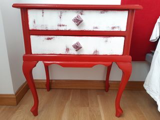 Mesitas de noche vintage rojas y blancas