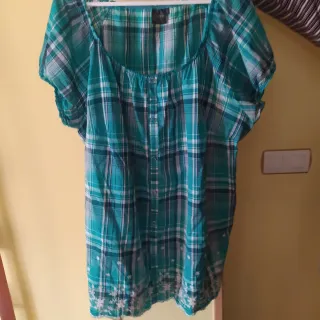 Camisa cuadros verde y blanca