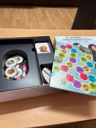 Juego de mesa Descendientes Borras