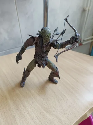 Figura de acción Orc con arco