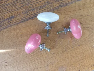 Tre pomelli a forma di cuore