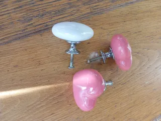 Tre pomelli a forma di cuore