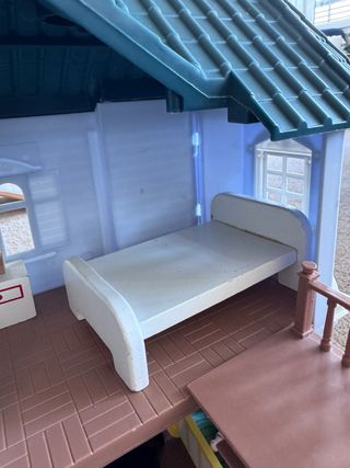 Casita de muñecas completa