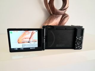 Cámara Sony ZV-1 negra