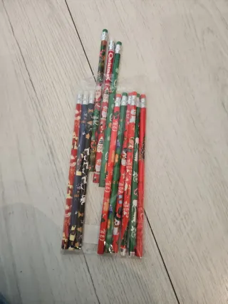 14:Lápices de Navidad con Diseño Festivo