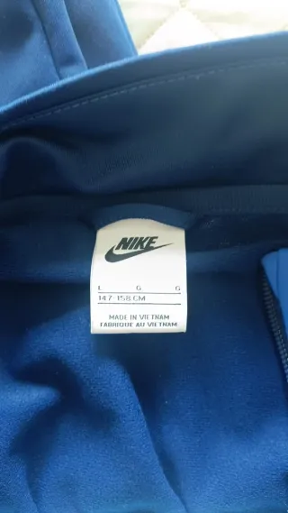 Chándal Nike. Niño . Azul Talla L