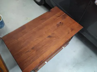 Mueble bajo TV madera y mimbre