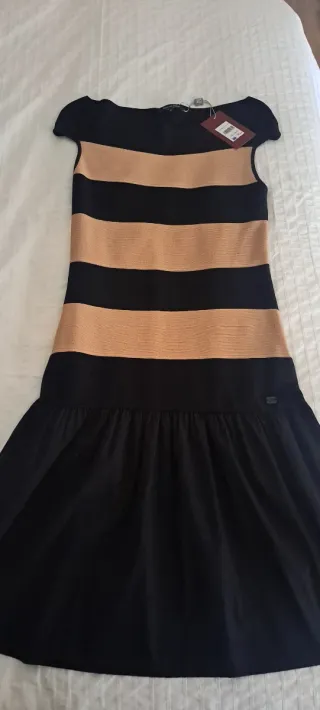 Vestido de rayas beige y negro Original.