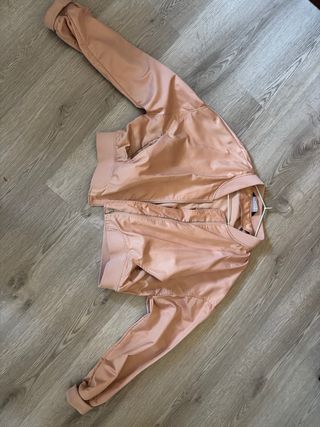 Chaqueta bomber Zara rosa