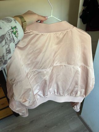 Chaqueta bomber Zara rosa