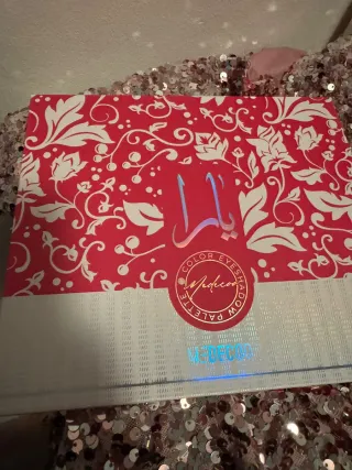 Paleta de sombras multicolor