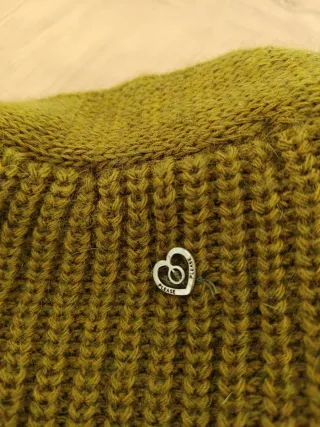 Cardigan lungo verde con frange