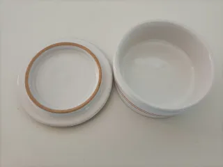 Portagioie in ceramica decorato