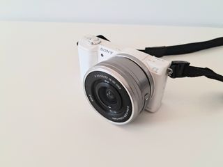 Cámara Sony A5100 Blanca