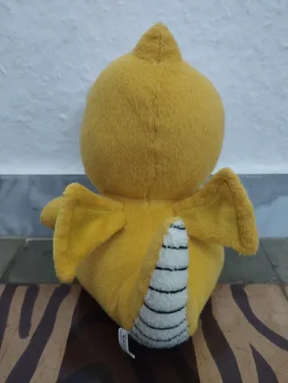 Peluches Pokémon (Emolga y Dragonite)