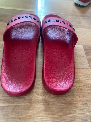 Chanclas Hollister Rojas
