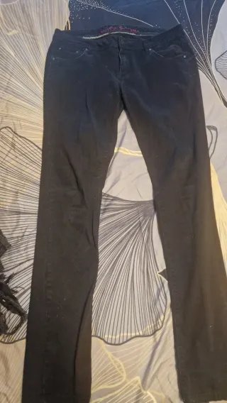 Pantalones vaqueros negros