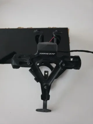 Portamatriculas corto Yamaha Tracer 7 Original