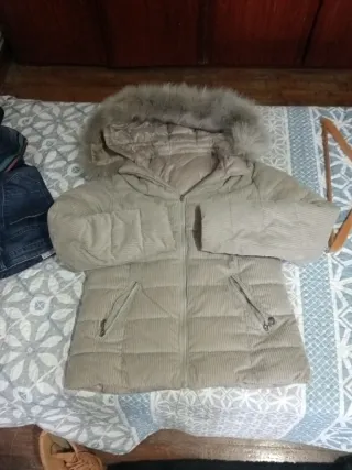 Chaqueta reversible acolchada con capucha