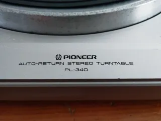 Gira Discos Pioneer PL-340