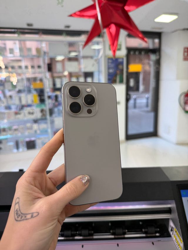IPHONE 15 PRO 512GB como nuevo