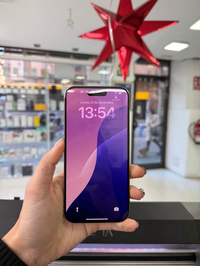 IPHONE 15 PRO 512GB como nuevo