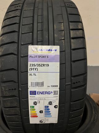 Michelin 235/35 R19 Pilot Sport 5