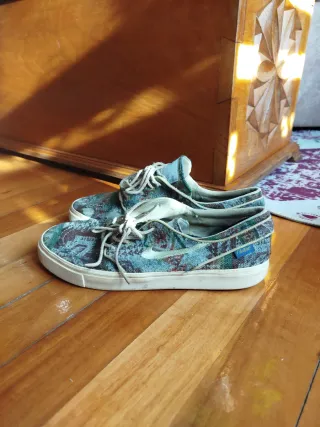 Nike Stefan Janoski Vintage Skate descosido