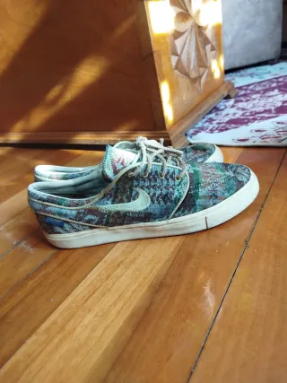 Nike Stefan Janoski Vintage Skate descosido