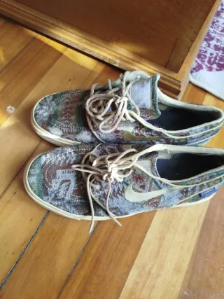 Nike Stefan Janoski Vintage Skate descosido