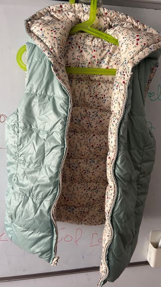 Chaleco reversible niña floral
