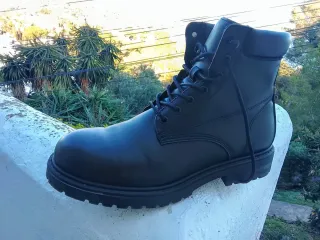 Borcegos Zara Talla 42 Negros Sin Uso