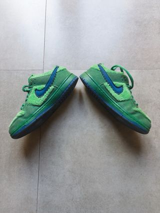 Nike SB Dunk Low Grateful Dead Green Bear