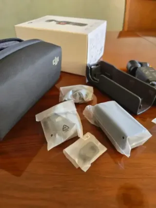 NUEVA DJI Osmo Pocket 3 Creator Combo