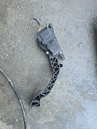 Pedal Acelerador Ford C-Max