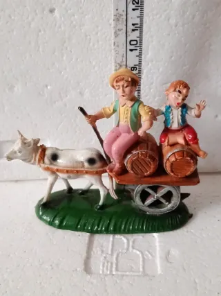 Pastore presepe diorama con carro e mucca