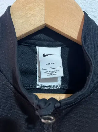 Chaqueta Nike Negra