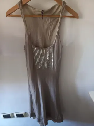 Vestito lana/seta beige con paillettes