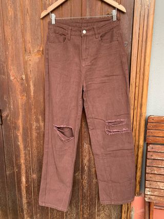 Pantalón ancho marrón